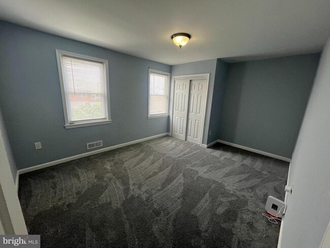 Building Photo - 7118 Eastbrook Ave