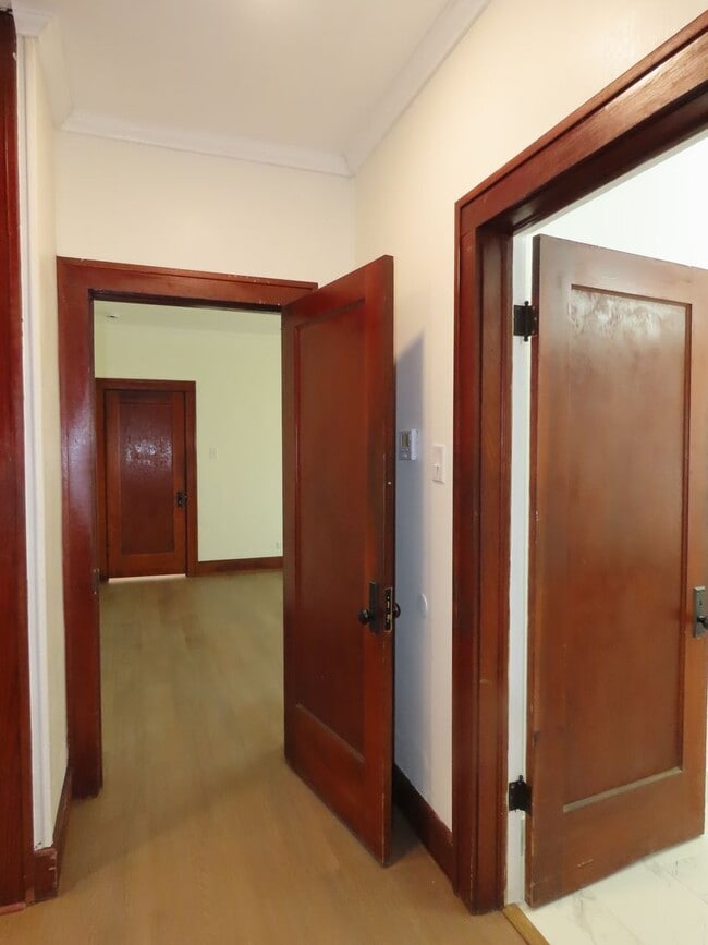 Building Photo - Newly Renovated 2 Bedroom, 1 Bathroom Cottage w/ Large Backyard! Storage Building