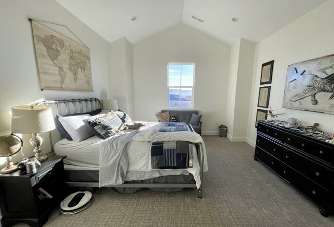 Building Photo - 997 Willow Breeze Ln