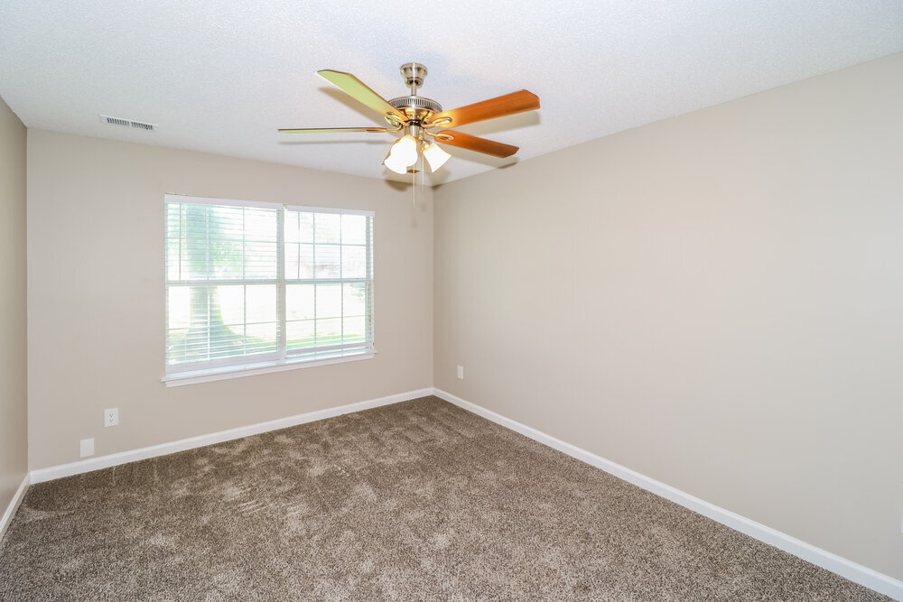 Building Photo - 7444 Holly Grove Dr