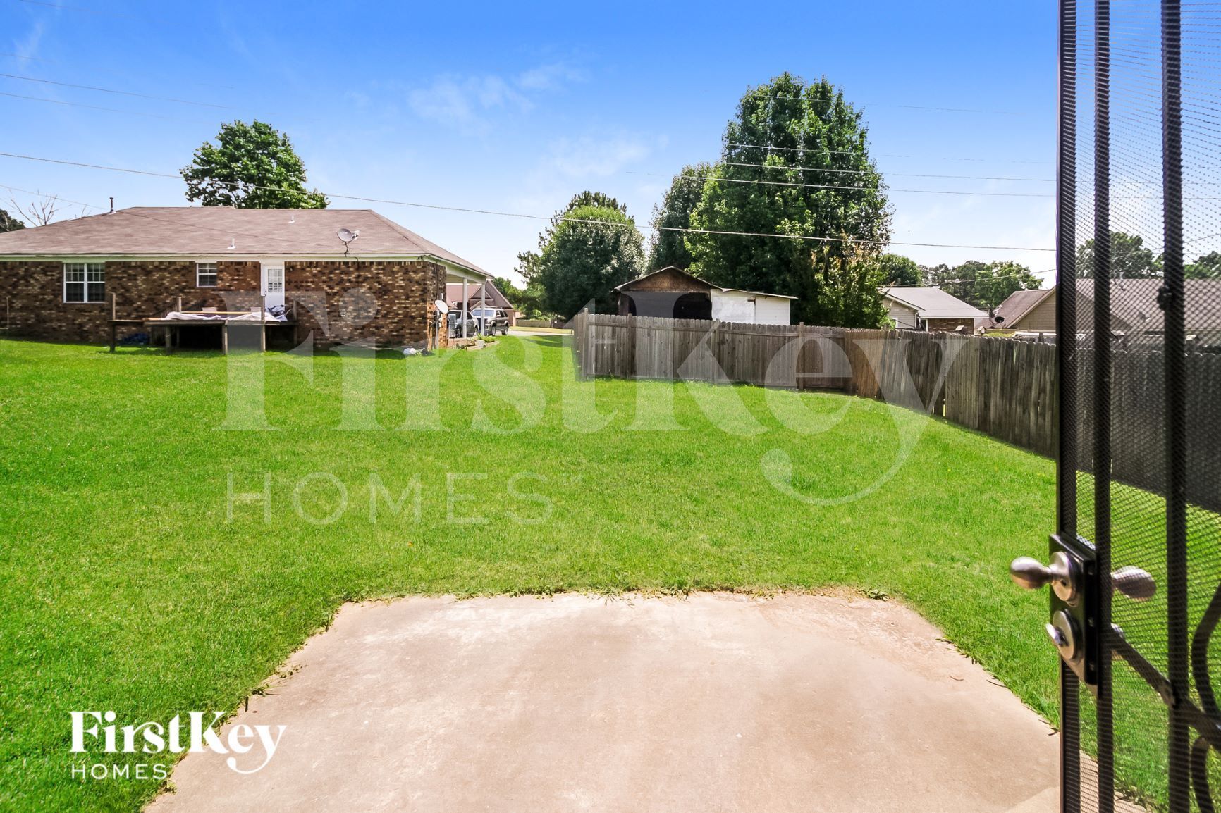 Building Photo - 4596 Fontaine Pl