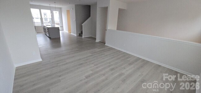 Building Photo - 2324 Donnelly Hls Ln