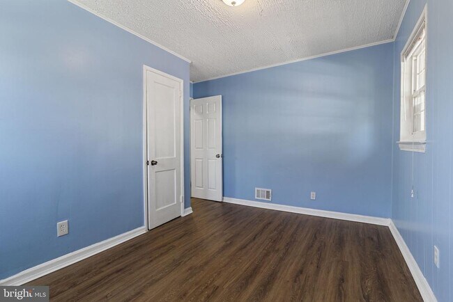 Building Photo - 8030 New Riggs Rd