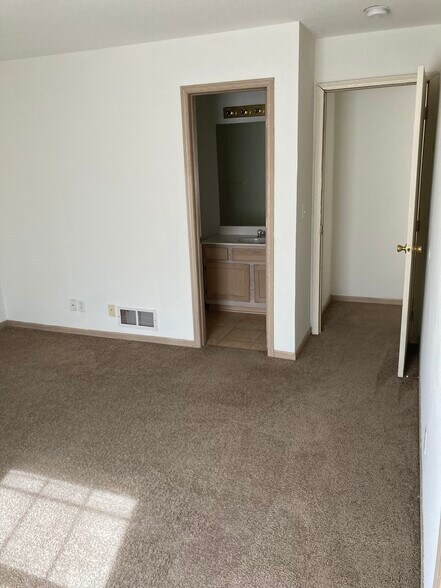 Building Photo - 1309 Toulouse St