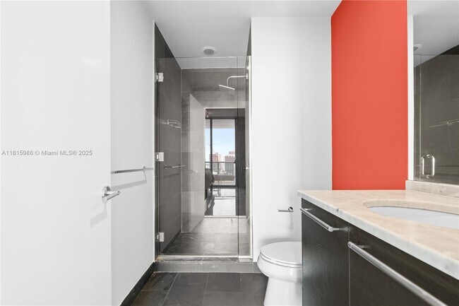 Building Photo - 900 Biscayne Blvd
