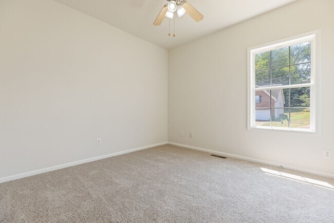 Building Photo - 4013 Kristen St