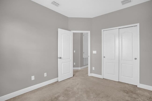 Building Photo - 15537 Honeybell Dr