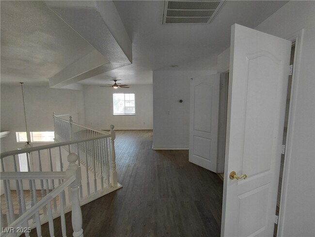 Building Photo - 4798 Luna Ridge Ct