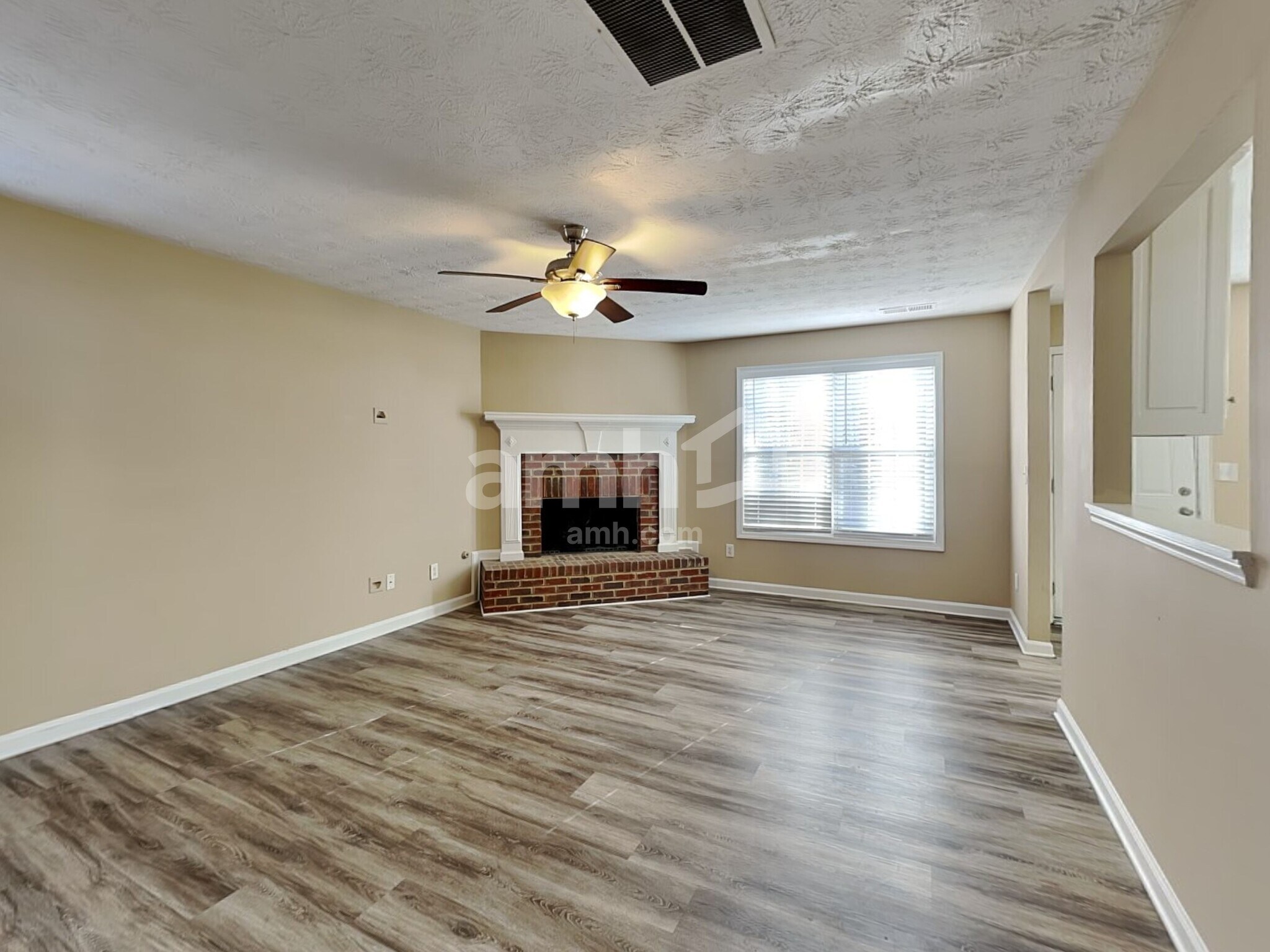 Building Photo - 2912 Canopy Cir