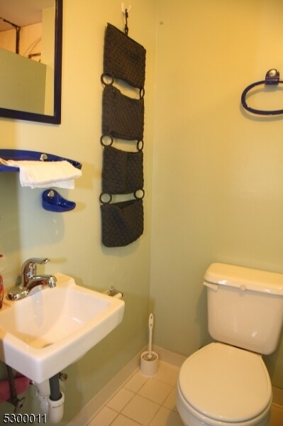 Building Photo - 17 Castle Dr