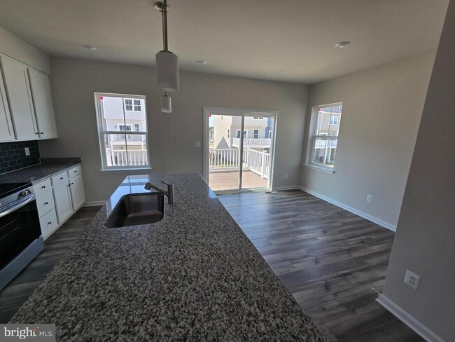 Building Photo - 1356 Red Clover Ln