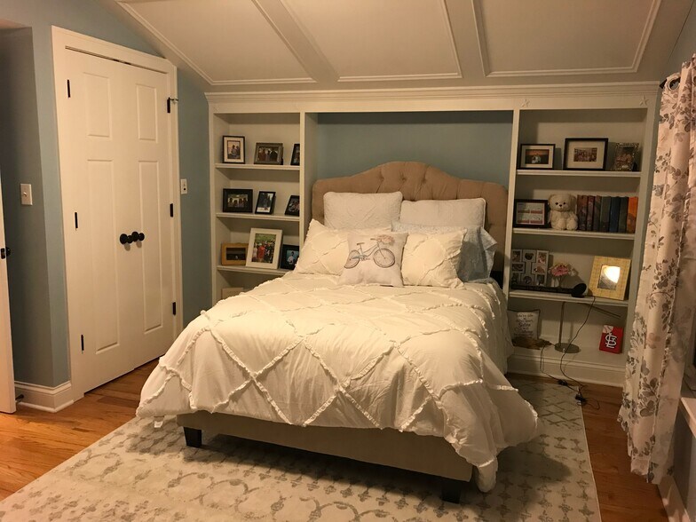 Building Photo - 541 Wesley Ave