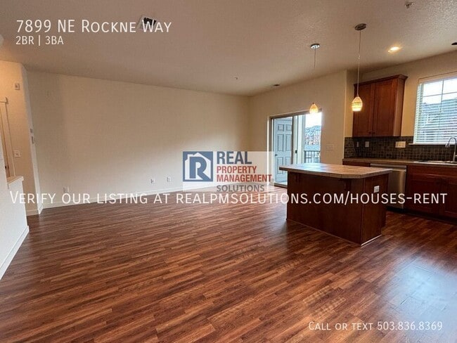 Building Photo - 7899 NE Rockne Way