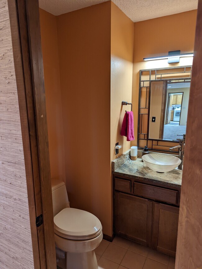 Powder Room - 250 NW Sunrise Dr