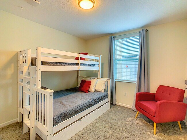 Building Photo - 705 Ocean Course Ave