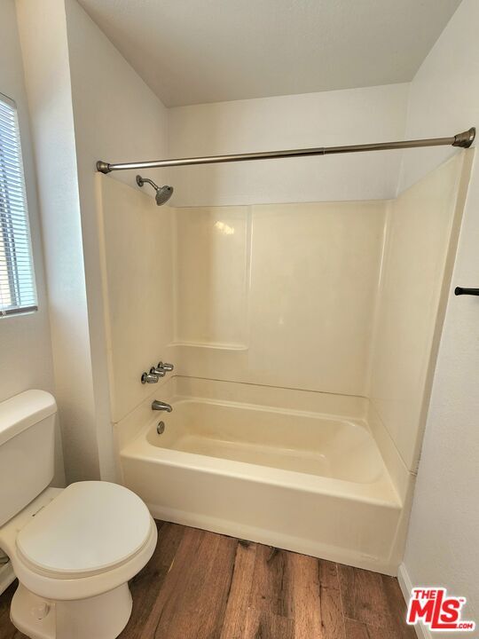 Building Photo - 165 N Hamilton Ave