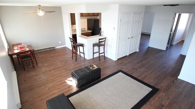 Building Photo - Slick Rock Apartments