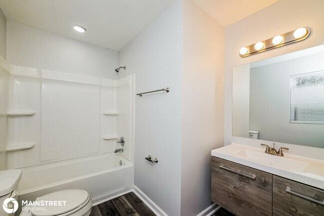 Building Photo - 1120 RACHEL DR, LOUISVILLE, KY 40219