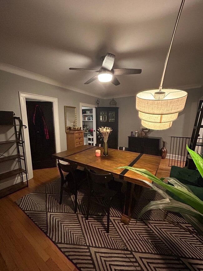 Building Photo - 4021 N Mozart St