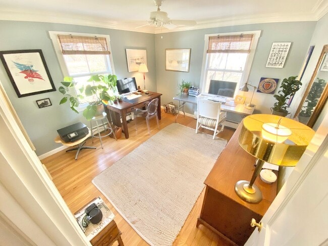 Building Photo - Charming 3-Bedroom 2-Bathroom Ranch in Laurel Hill Available 6/1