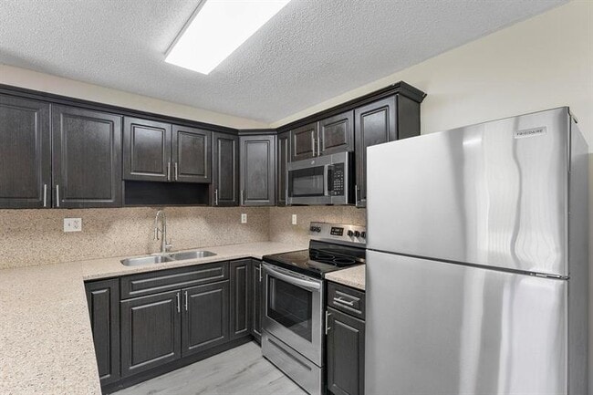 Building Photo - 8851 NW 119th St