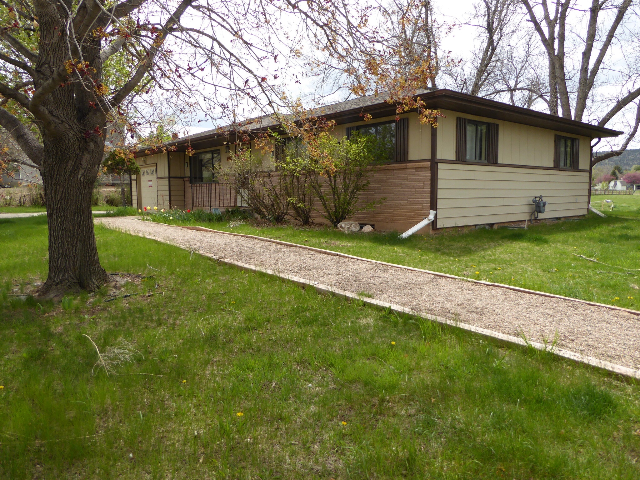 Building Photo - 3021 S Taft Hill Rd