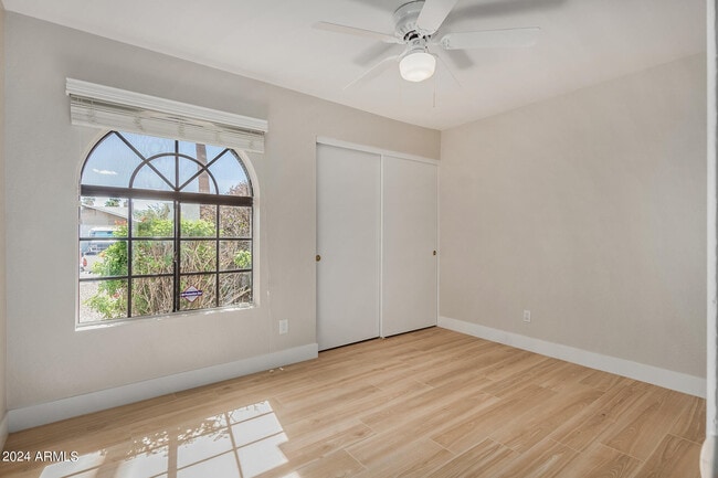 Building Photo - 3128 E Charleston Ave