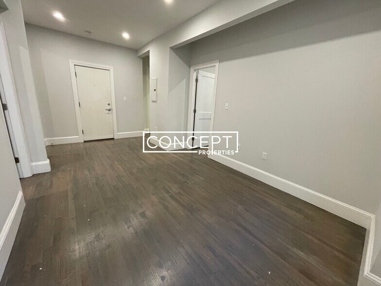 Building Photo - 108 Jersey St