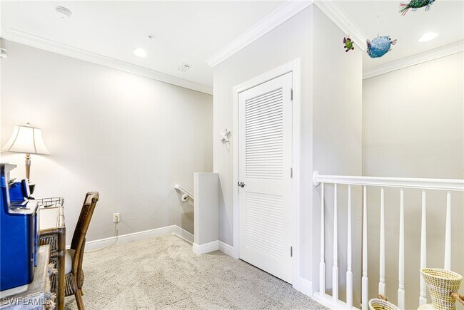 Building Photo - 1359 Artesia Dr E