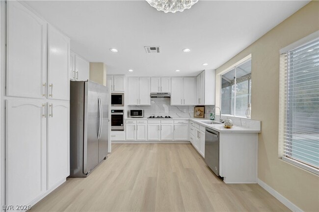 Building Photo - 2701 Copper Cove Dr