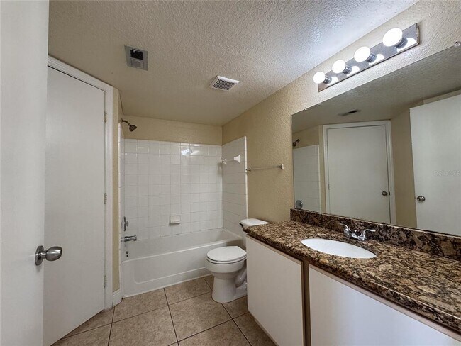 Building Photo - 2216 Grand Cayman Ct