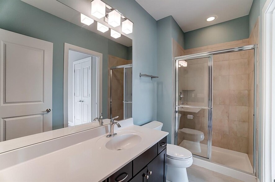 Guest Bathroom - 438 Northern Ave