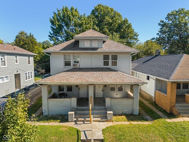 Building Photo - 717 N Grant Ave