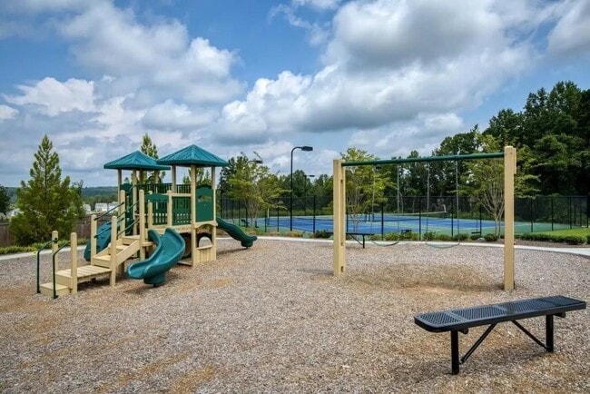 Building Photo - 101 White Cedar Dr