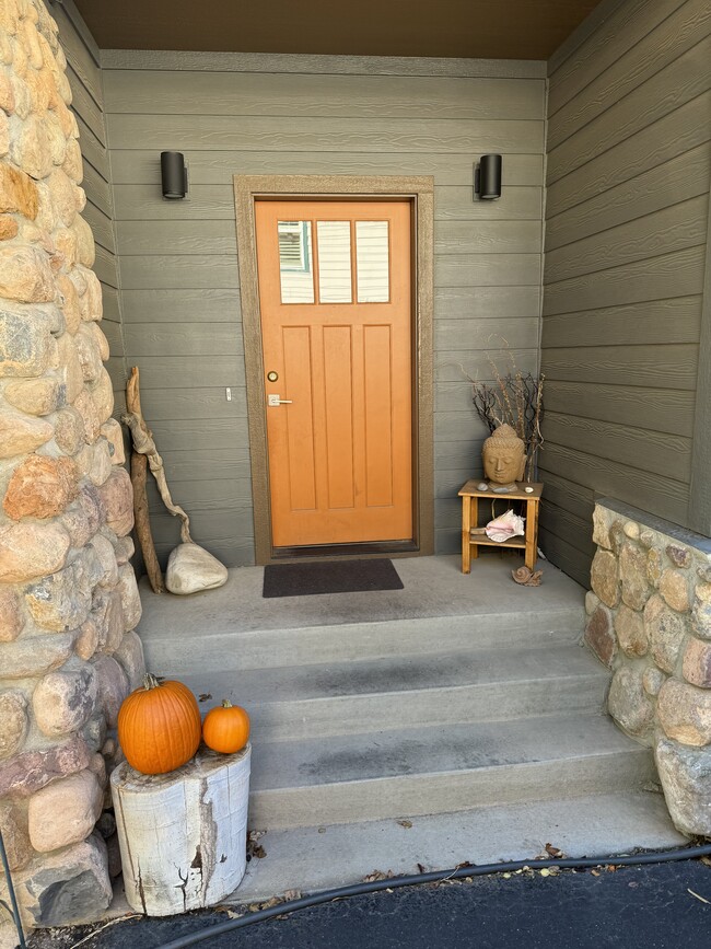 Building Photo - 78 Jameson Dr