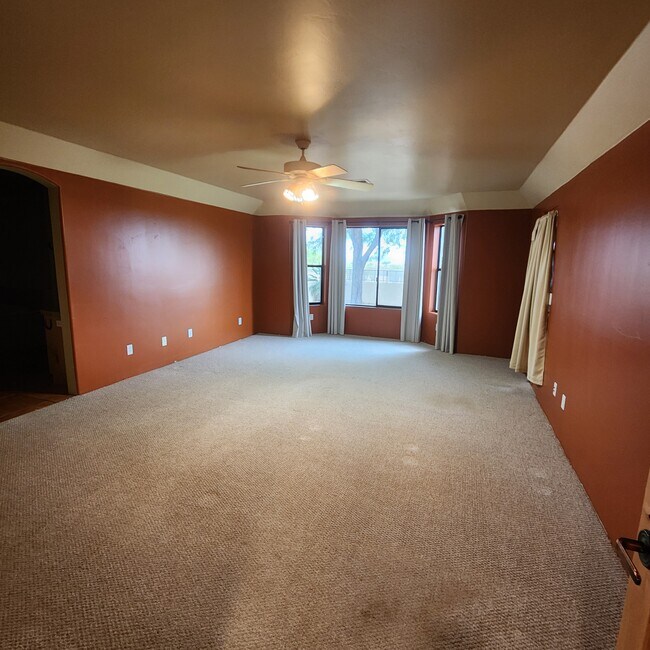 Building Photo - 35665 Caballero Dr