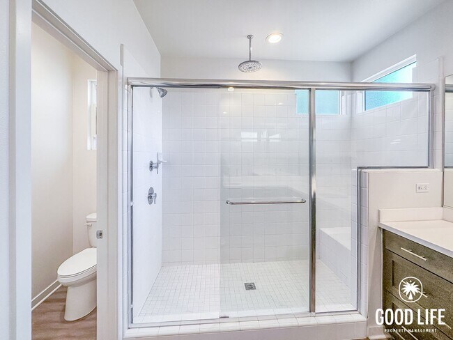 Building Photo - SD: Modern 3BD/3.5BA Townhome in Otay Ranch with Bonus Room, Private Patio & Whole-Home Water Sof...