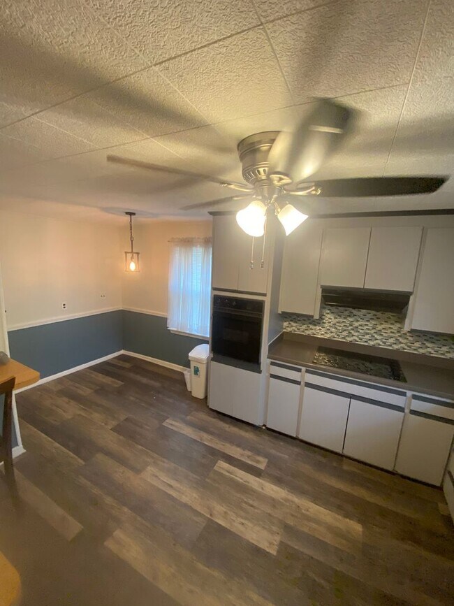 Building Photo - Beautiful three bed, 1.5 bath single-family home for rent with inground pool