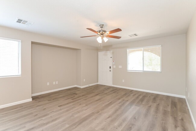 Building Photo - 6083 W Dewey Dr