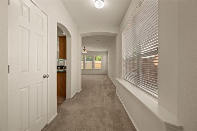 Building Photo - 1415 Ravenwood Dr