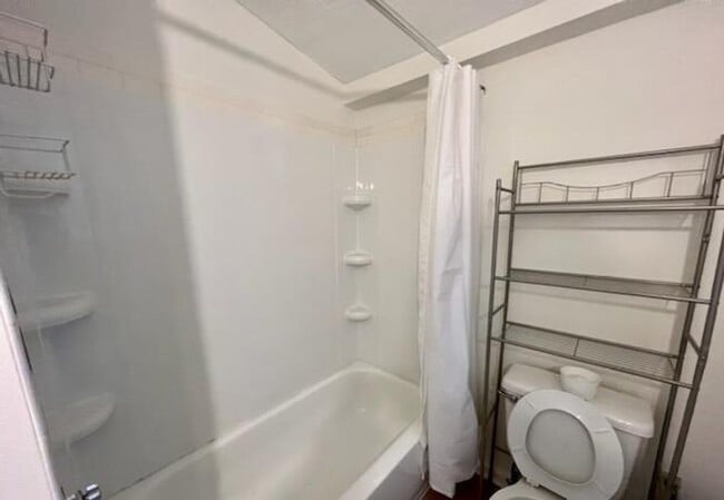 Building Photo - Downey Street