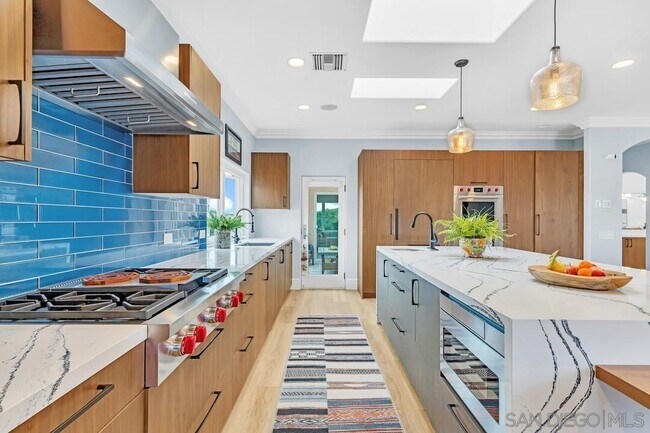 Building Photo - 7564 Navigator Cir