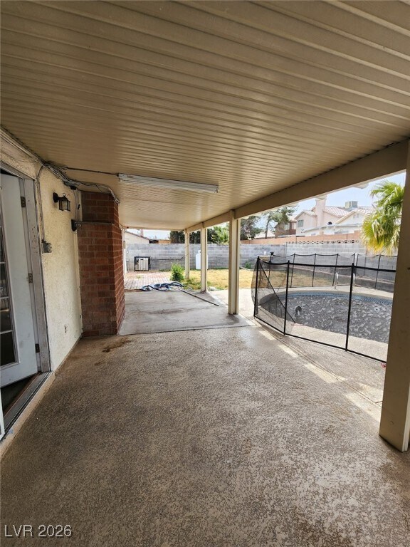 Building Photo - 1823 Niblick Cir