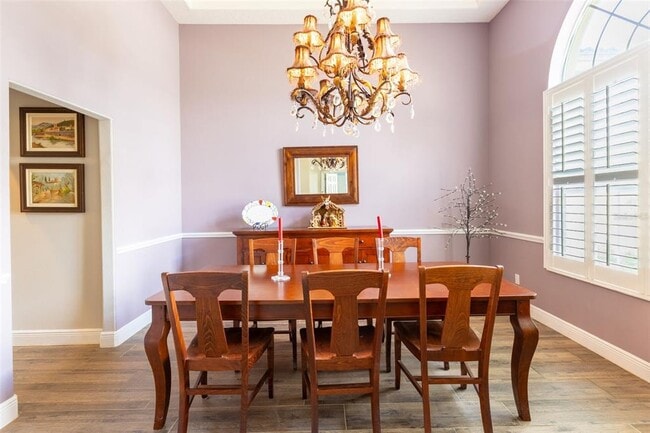 Building Photo - 1084 Shadowmoss Cir