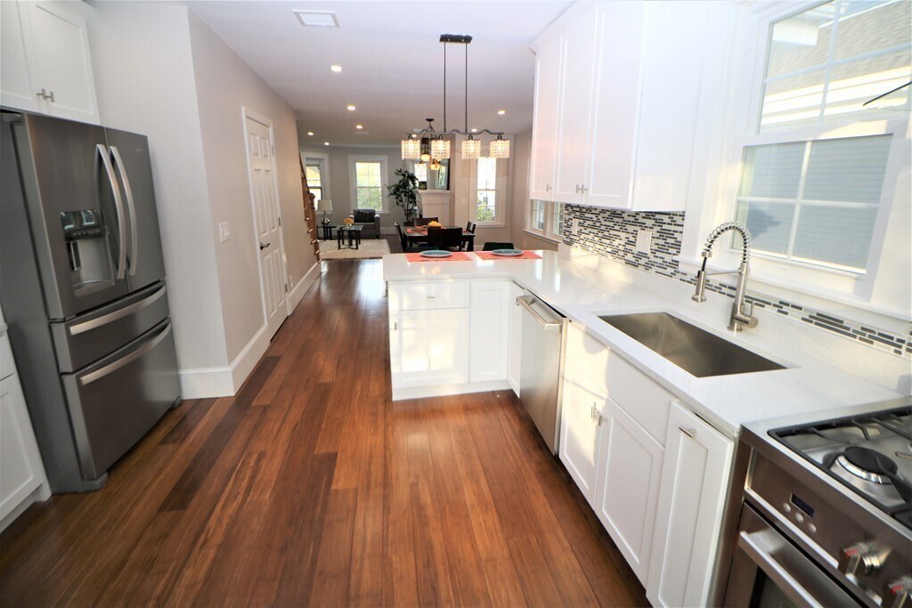 Building Photo - 318 Concord Ave