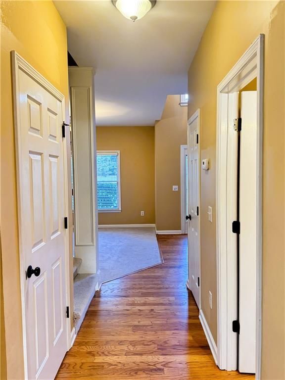 Building Photo - 2550 Wellsley Ln