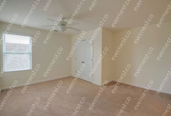 Building Photo - 1628 Stonewater Dr