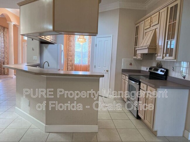 Building Photo - 5948 SW 89th St