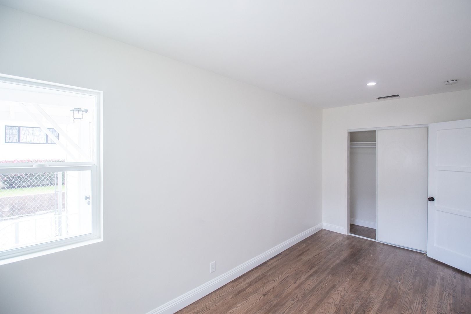 Building Photo - 17016 Van Ness Ave