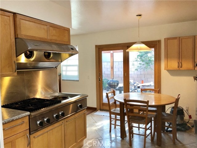 Building Photo - 20324 Collegewood Dr